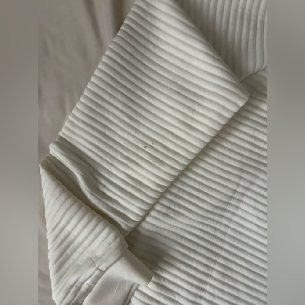 Apana • Ribbed Hoodie - Picture 7 of 8